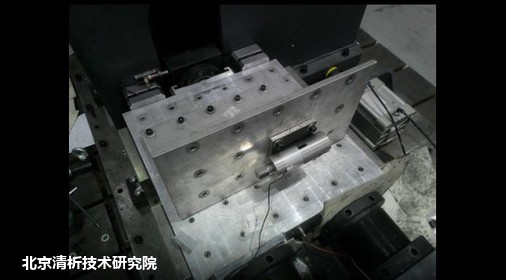 丝杠副冲击试验